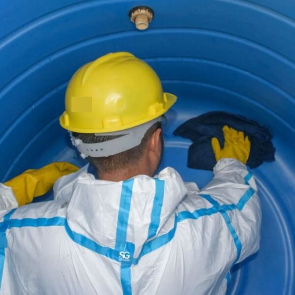 Water Tank Cleaning – Up to 500L